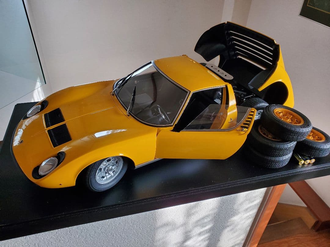 アシェット完成品　ランボルギーニ ミウラ S イエロー