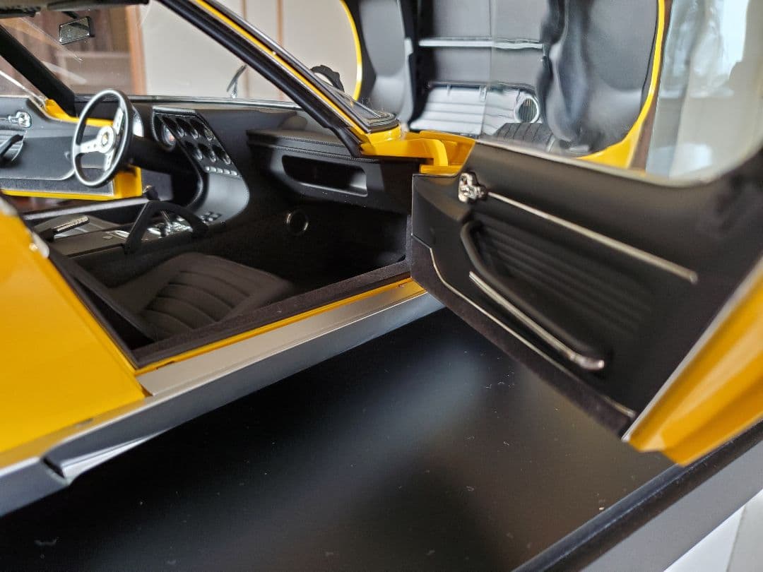アシェット完成品　ランボルギーニ ミウラ S イエロー