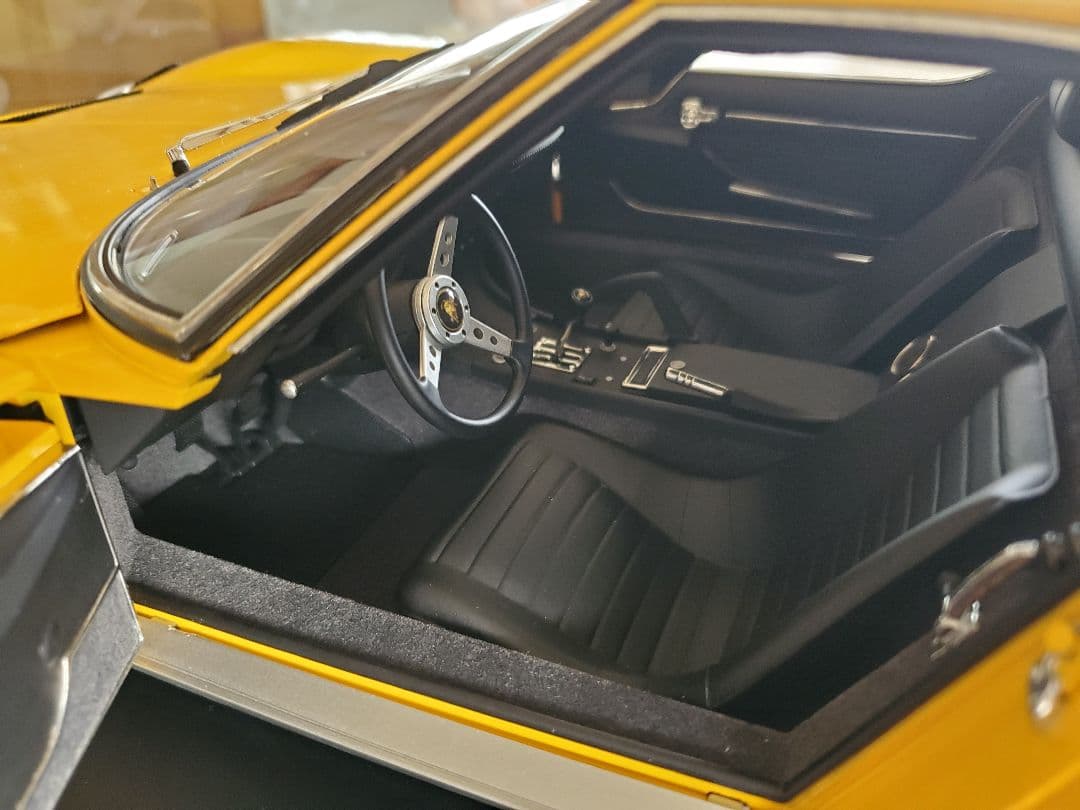 アシェット完成品　ランボルギーニ ミウラ S イエロー