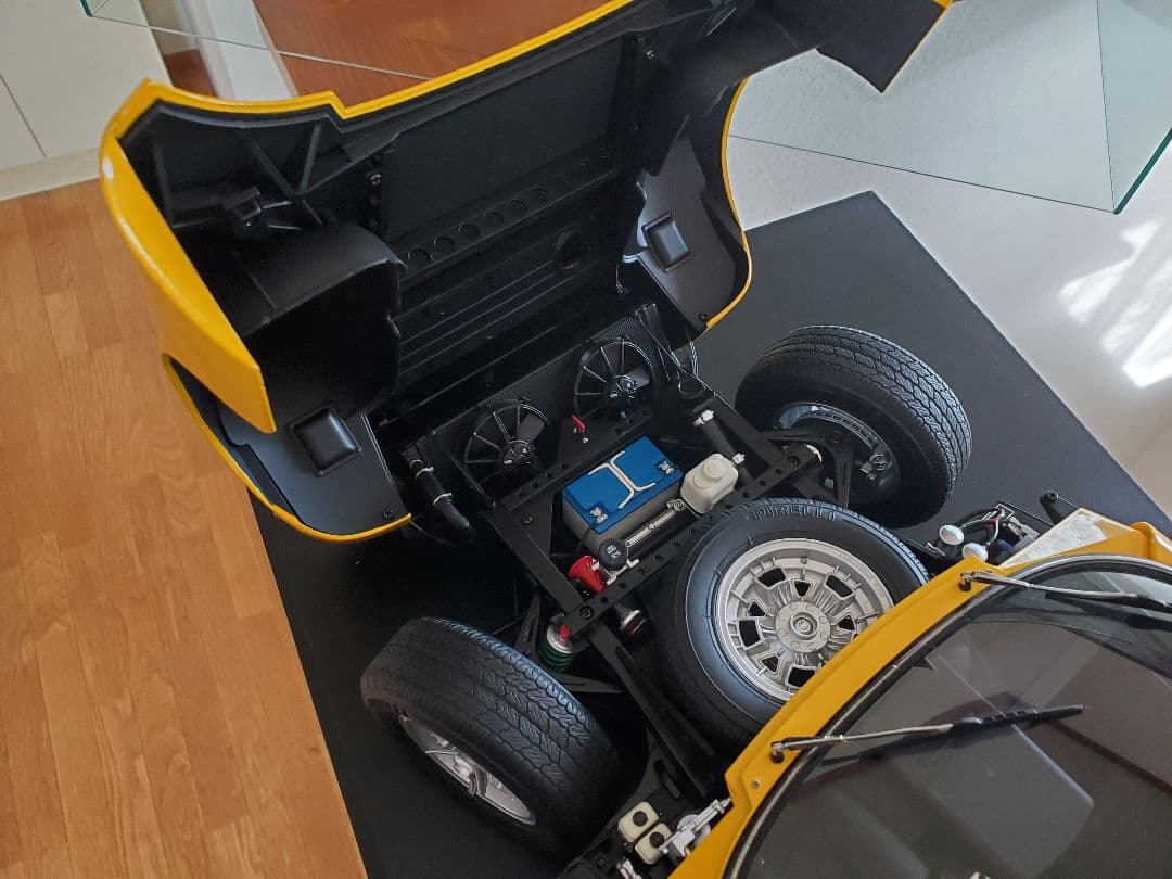 アシェット完成品　ランボルギーニ ミウラ S イエロー