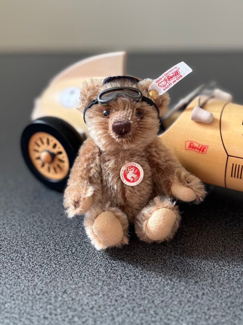 シュタイフ　メルセデス・ベンツ　コラボ　レーシングカー　テディベア