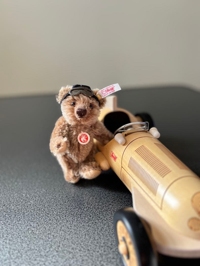 シュタイフ　メルセデス・ベンツ　コラボ　レーシングカー　テディベア