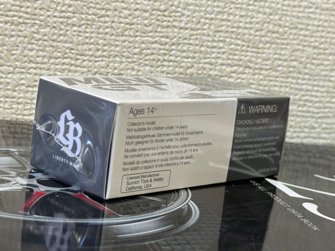 ミニカー MINIGT 1/64 Mazda AZ-1 Liberty Walk LB40