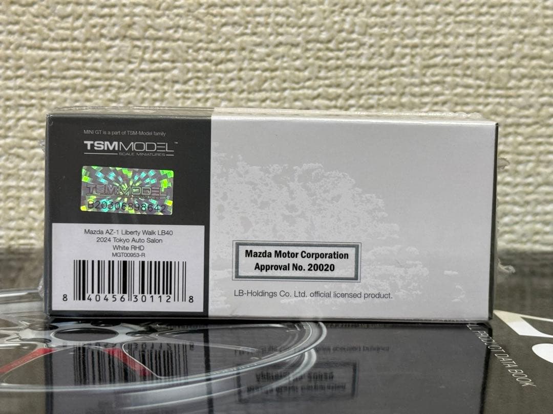 ミニカー MINIGT 1/64 Mazda AZ-1 Liberty Walk LB40