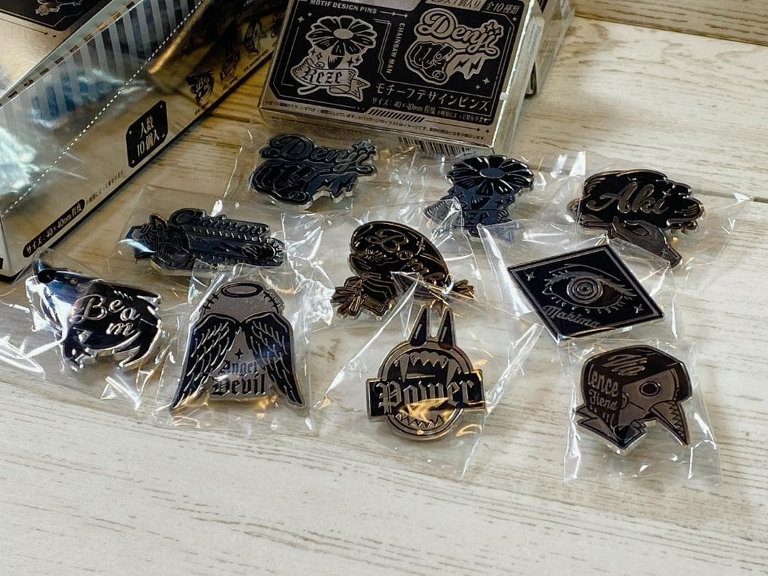 劇場版 チェンソーマン レゼ編 モチーフ ピンズ ブラインド 全10種