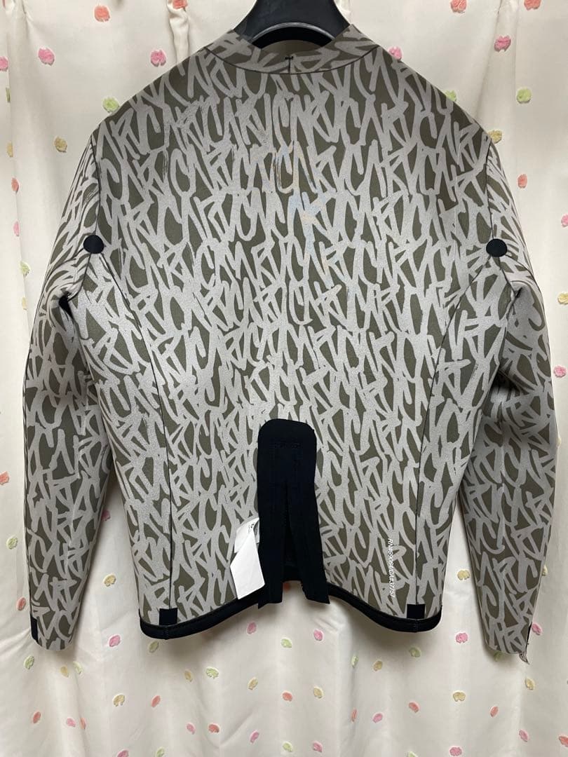 【最終価格:未使用品】RVCA メンズタッパー