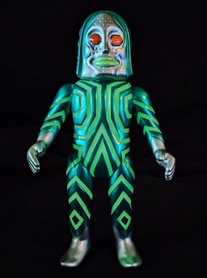 三面怪人 ダダ（Ｍ１号）三面バージョン ソフビフィギュア 蓄光カスタムペイント