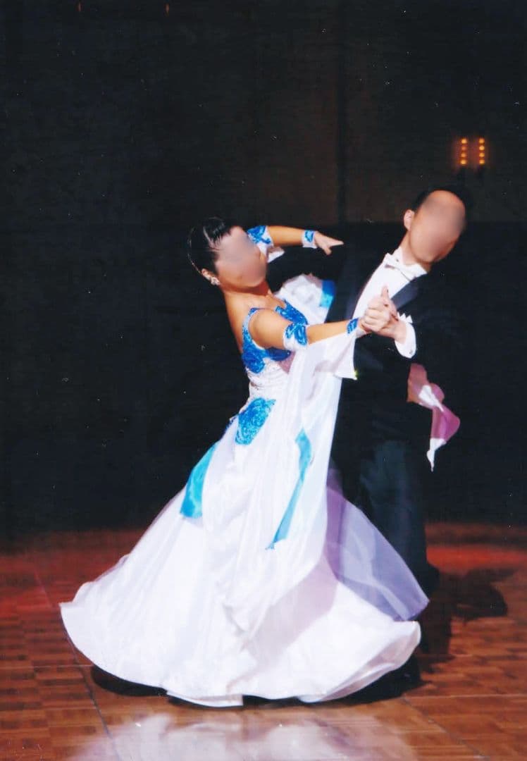 アオイプロデュース製 白 社交ダンス スタンダードドレス 中古 競技 デモ