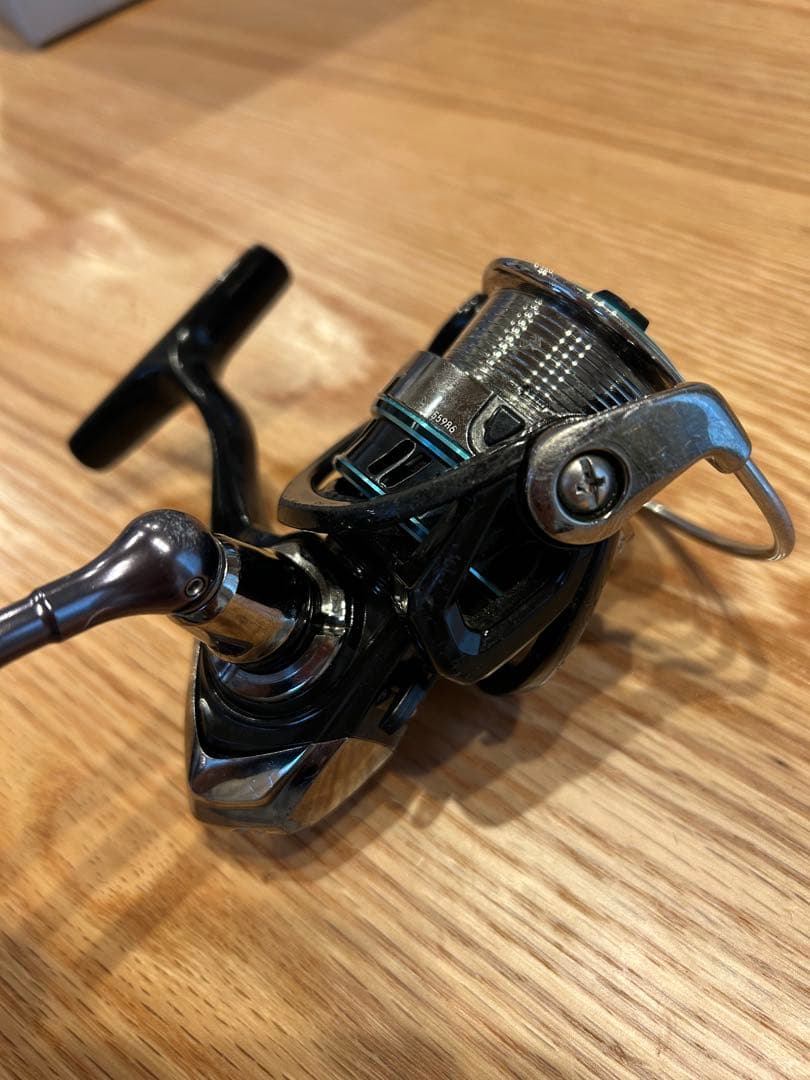 ダイワ スピニングリール エメラルダス2508PE-H