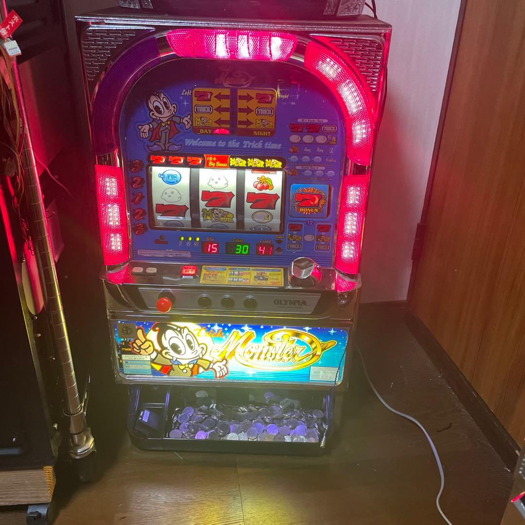 送料込み　パチスロ　４号機　トリックモンスター