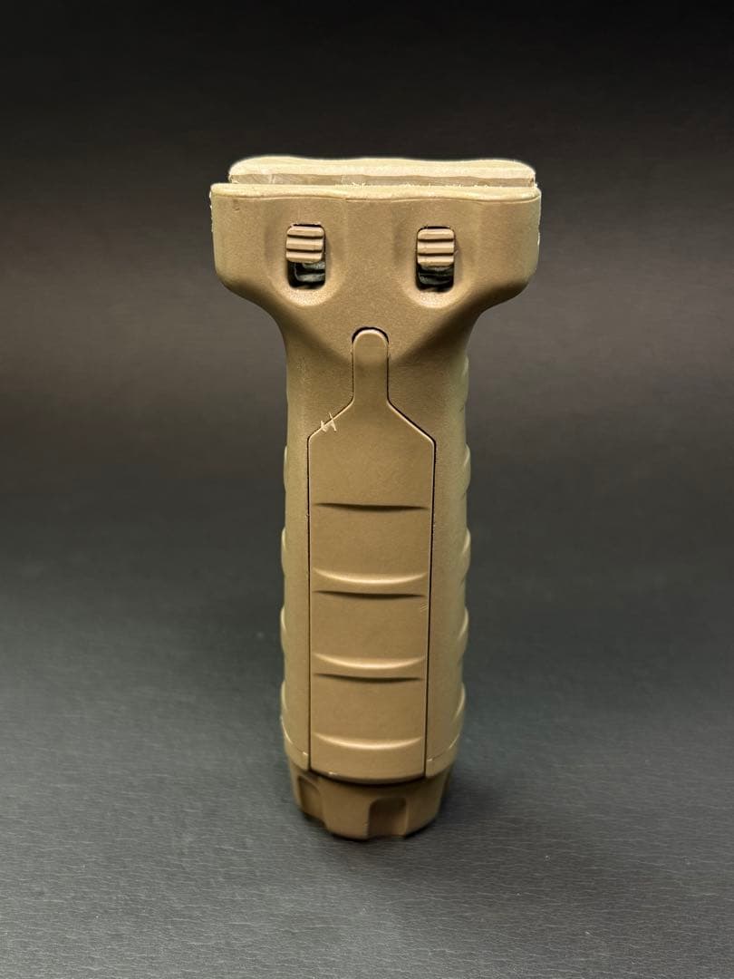 官品　タンゴダウン　実物グリップ