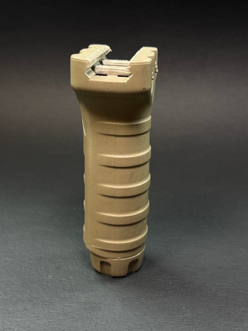 官品　タンゴダウン　実物グリップ