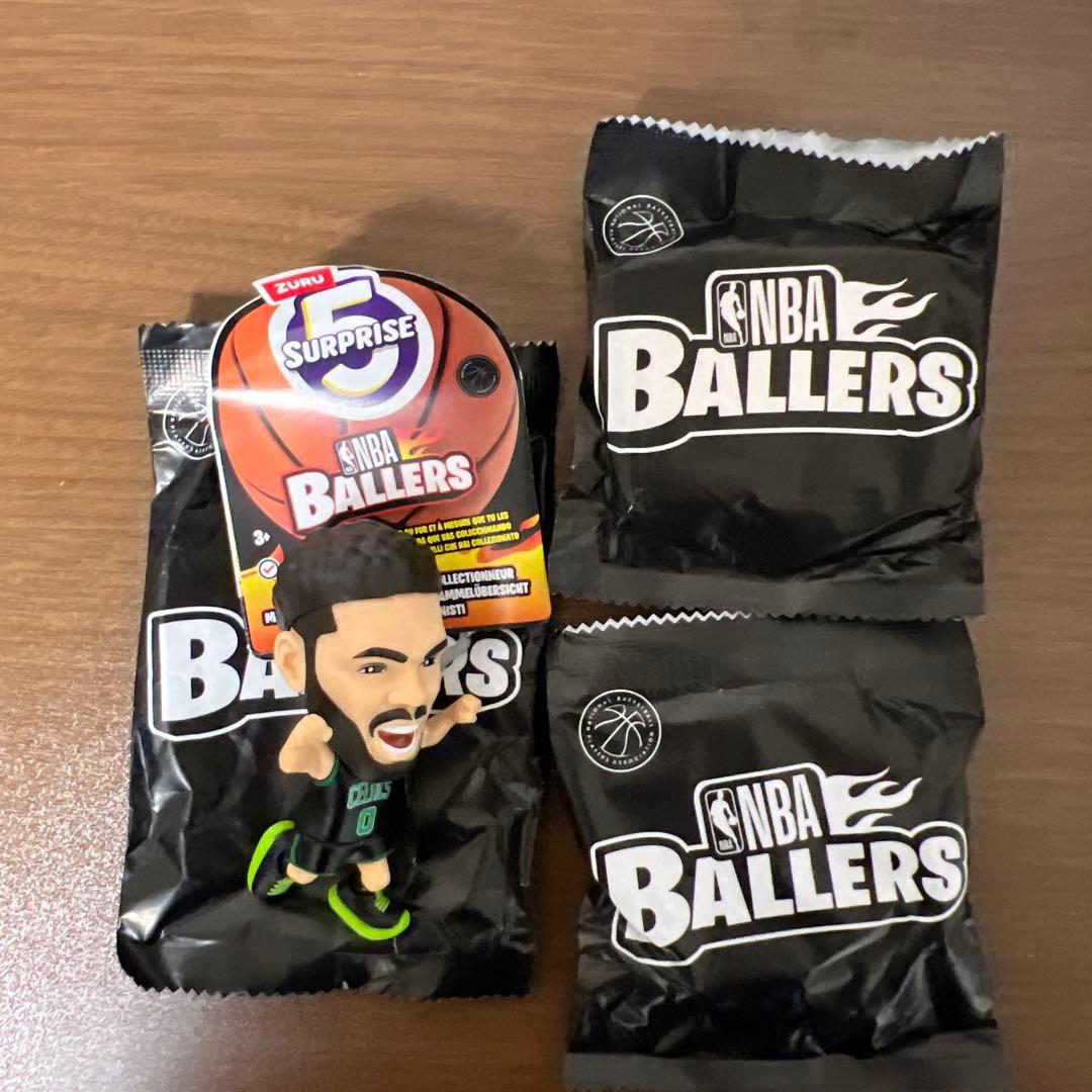 NBA Ballers サプライズフィギュア スペシャルの4点セット