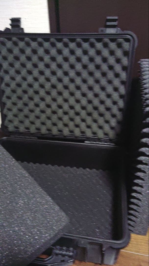 PELICANCASE 1550 ペリカンケース　フォーム付き