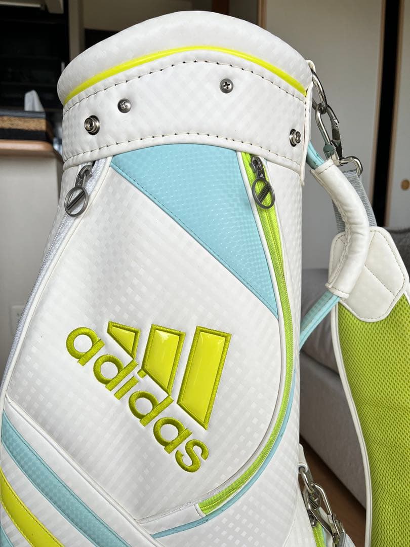 良品adidas アディダス　カート型キャディバッグ レディース　軽量　8.5型