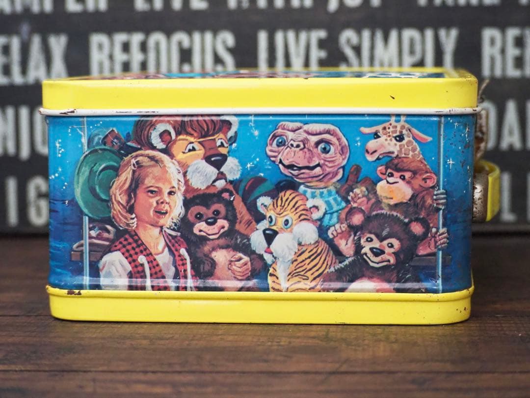 4032. E.T. ヴィンテージ ランチボックス