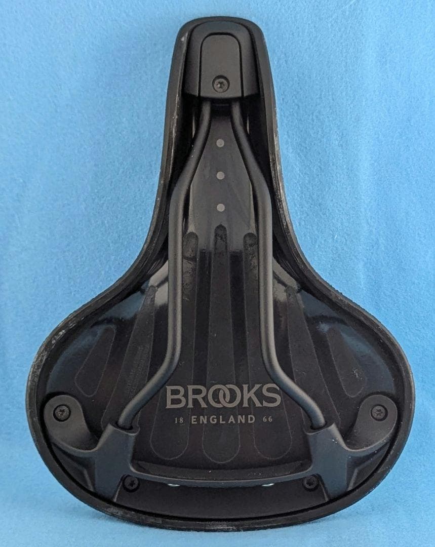 brooks C67 Cambium サドル