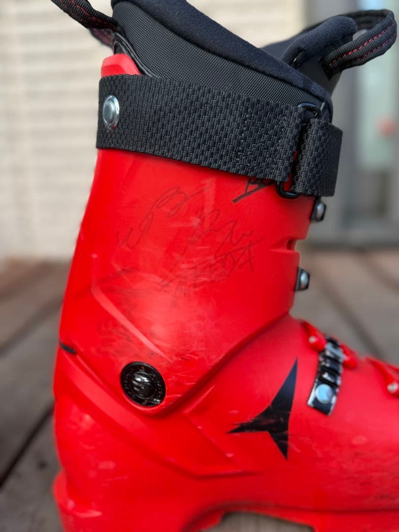 アトミック レッドスター クラブスポーツ2019 LC70 23.0-23.5