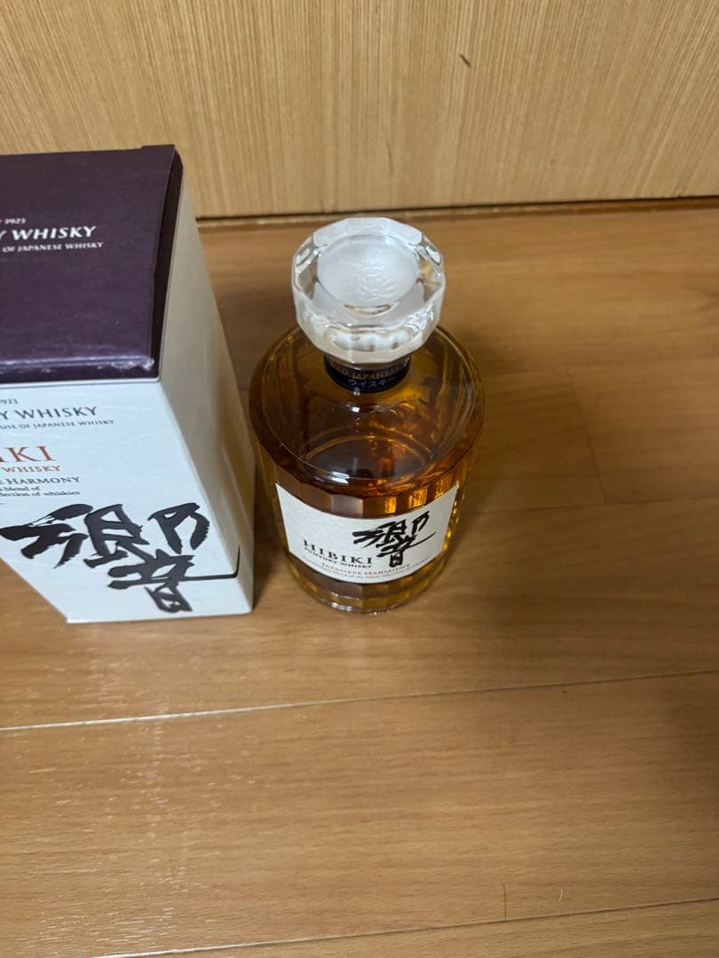 サントリー　SUNTORY ウイスキー　響　JAPANESE HARMONY