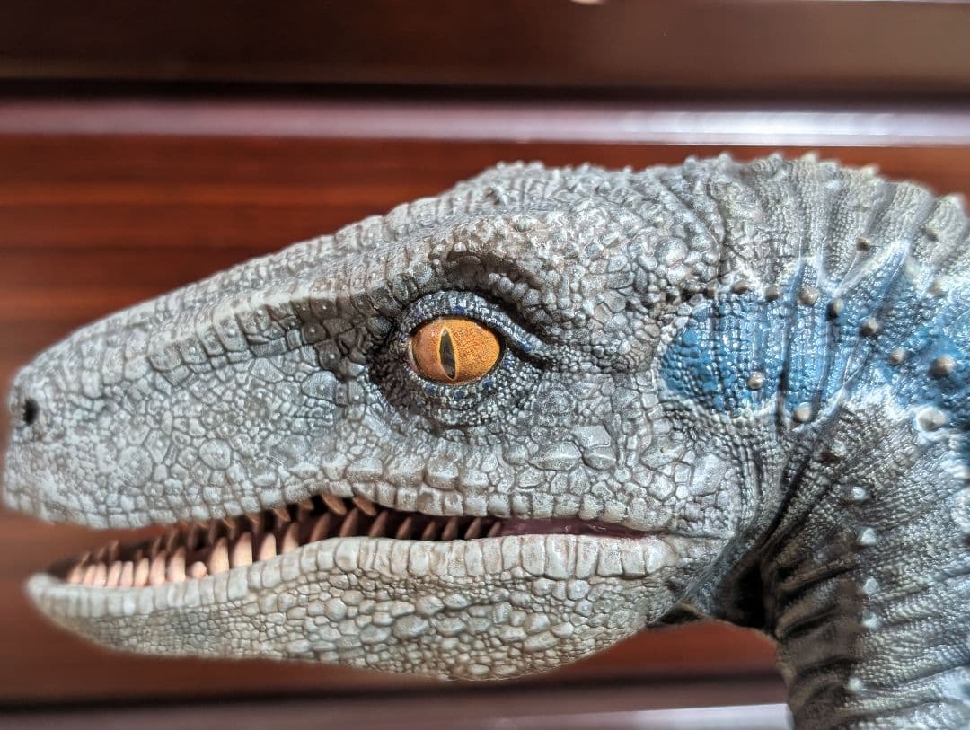 プライム1スタジオブルージュラシック・ワールド／炎の王国 1/6 フィギュア