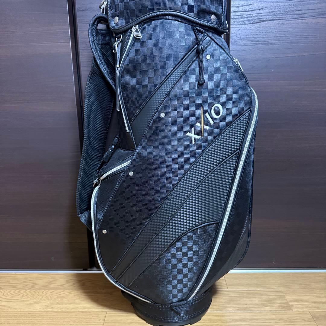 XXIO キャディバッグ チェック柄 ブラック ゴルフバッグ