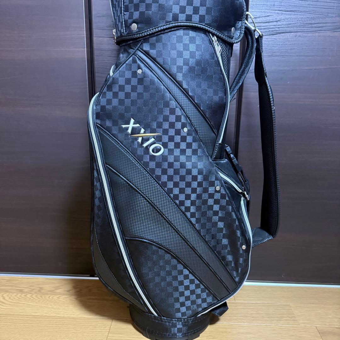 XXIO キャディバッグ チェック柄 ブラック ゴルフバッグ
