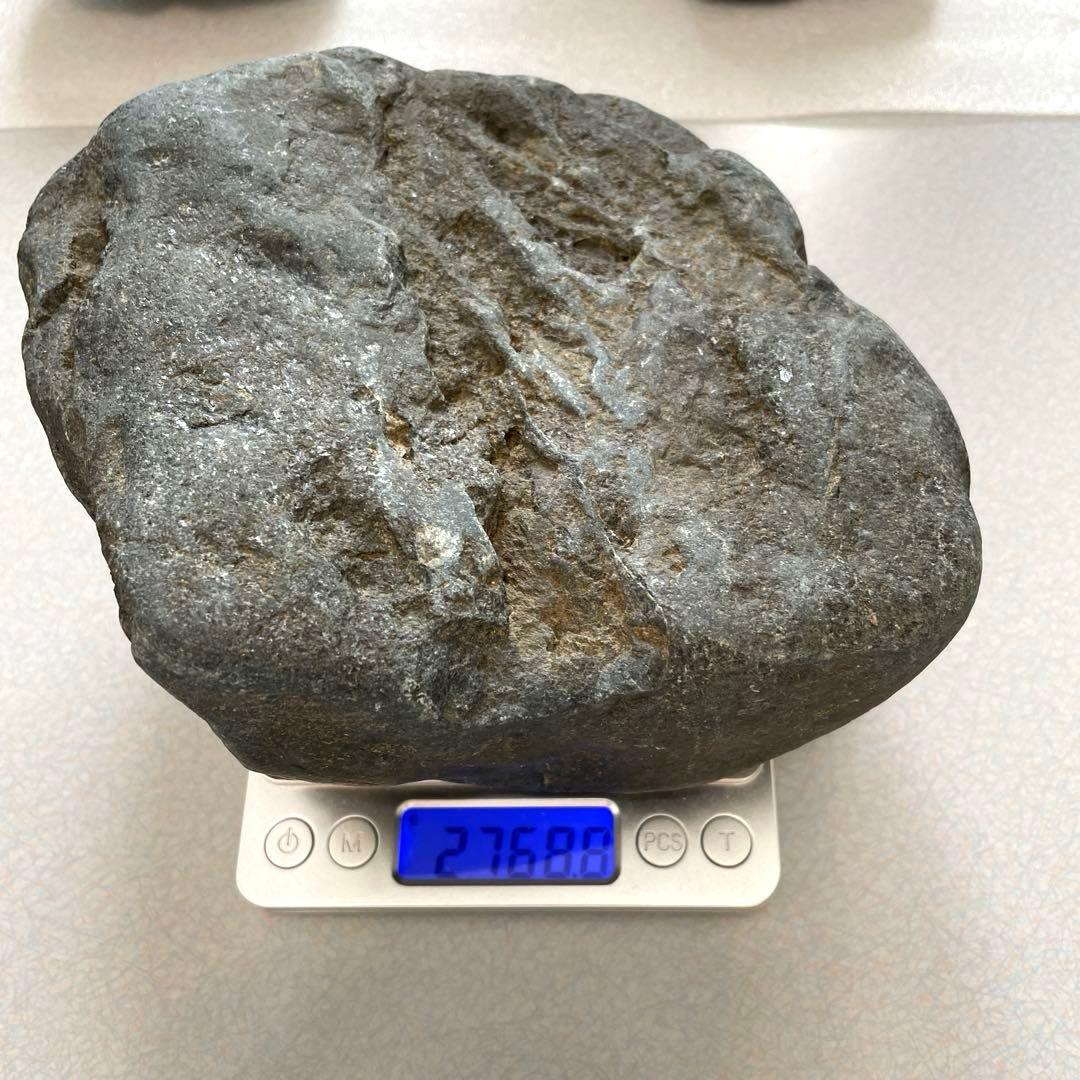 八海石　天然黒石　5個セット 水槽用レイアウト　10.7kg