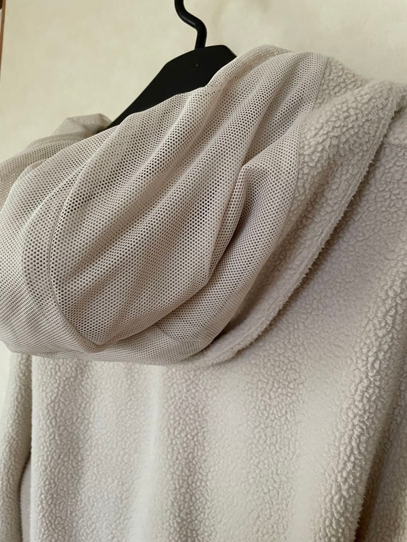 チャコット　プルオーバー　フーデット　ボア