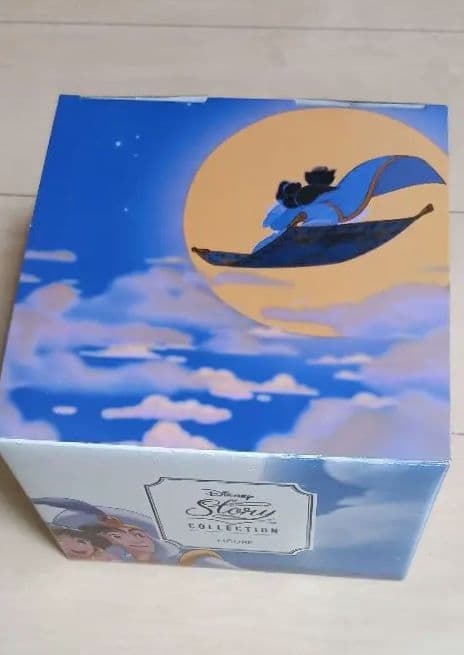 アラジン置物　ディズニーストア