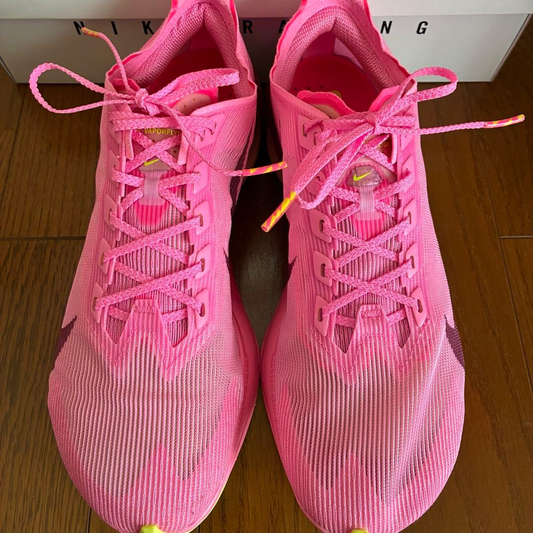 【美品】NIKE ヴェイパーフライ ネクスト%4 ウィメンズ 25.0cm