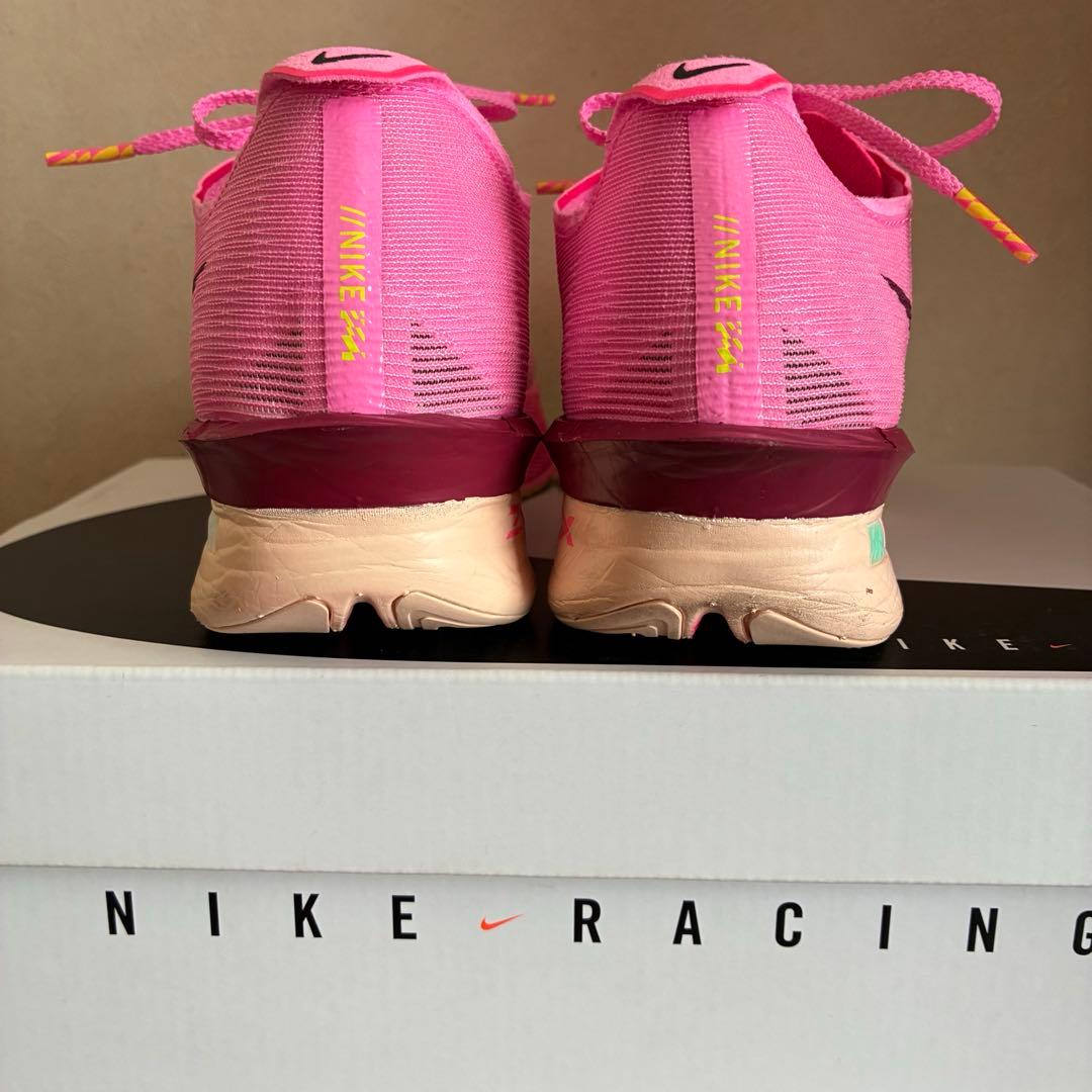 【美品】NIKE ヴェイパーフライ ネクスト%4 ウィメンズ 25.0cm