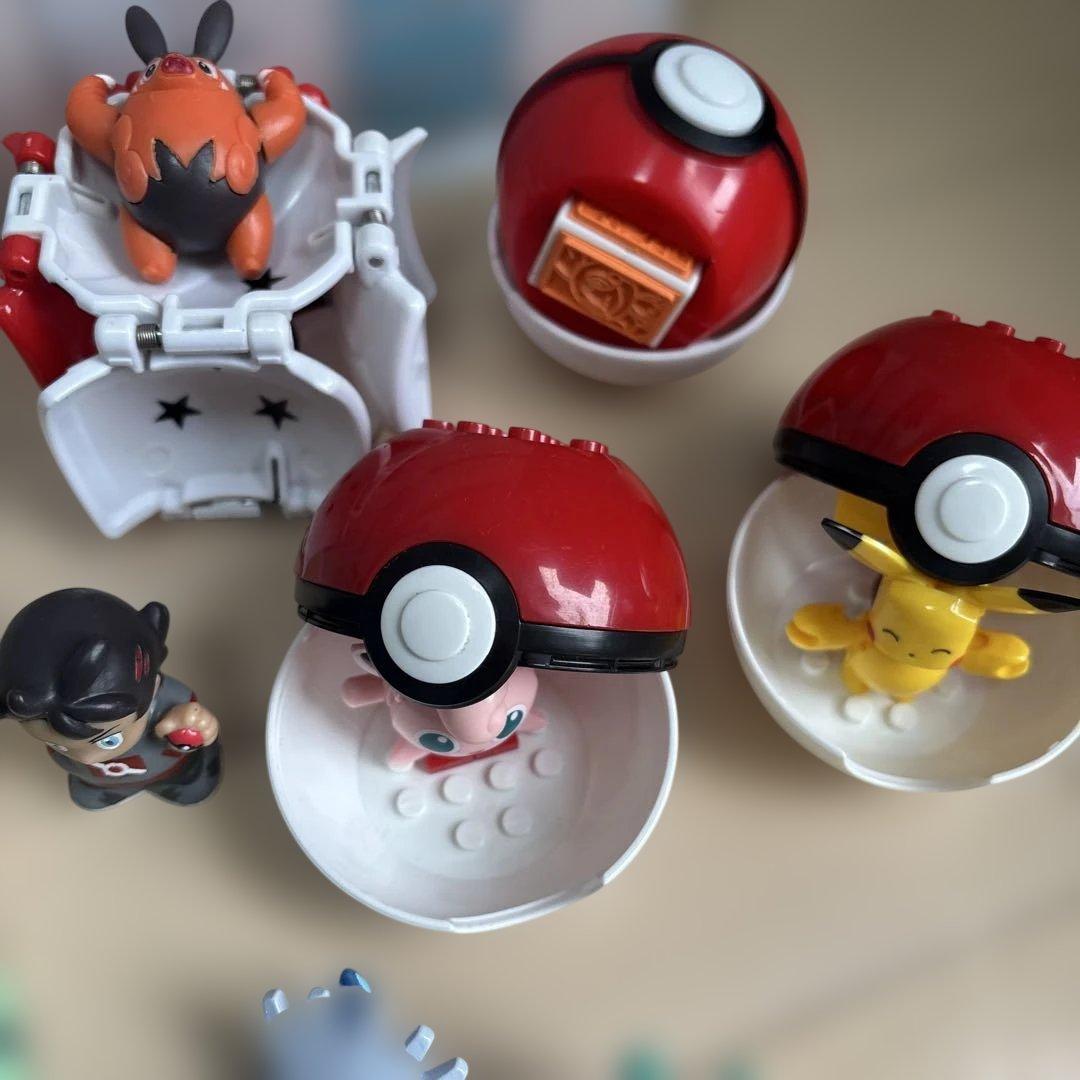 ポケモン好き必見！ 非売品ポケモンセンターボックス &フィギュア多数&図鑑セット