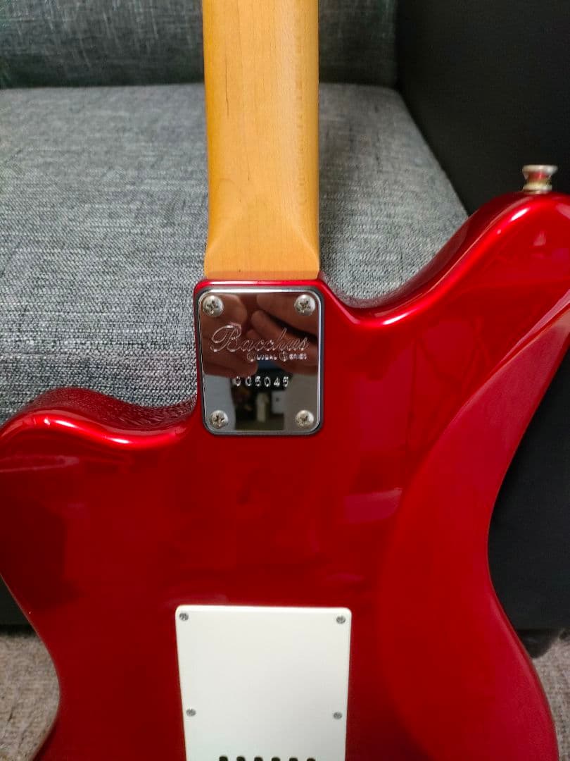 最終値引き　Bacchus BJM-500G/R 　バッカス ジャズマスター