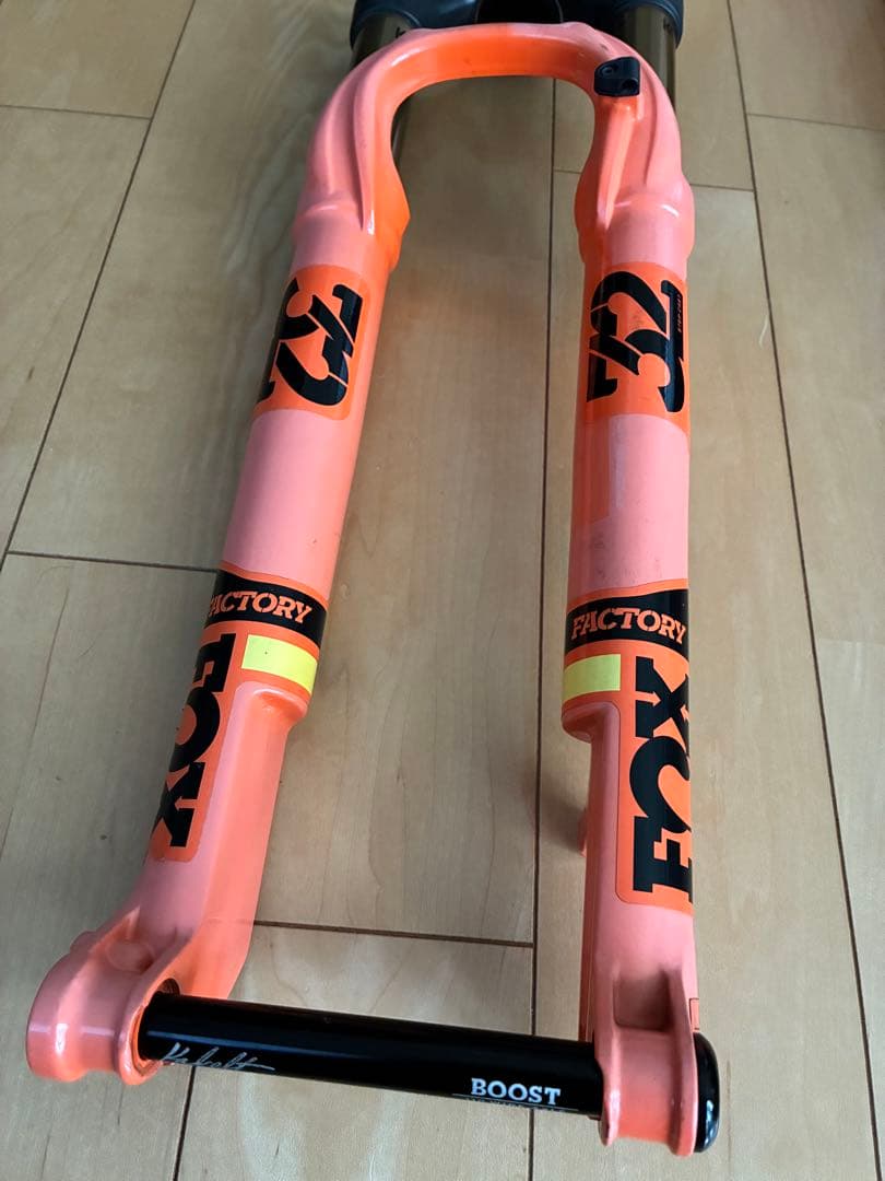 FOX 32 フロントフォーク カシマコート