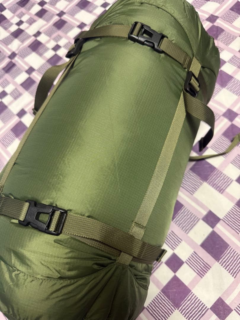 ワークマン寝袋シュラフFCS06＋ 1200ハイグレードモデル快適1℃ 限界−5