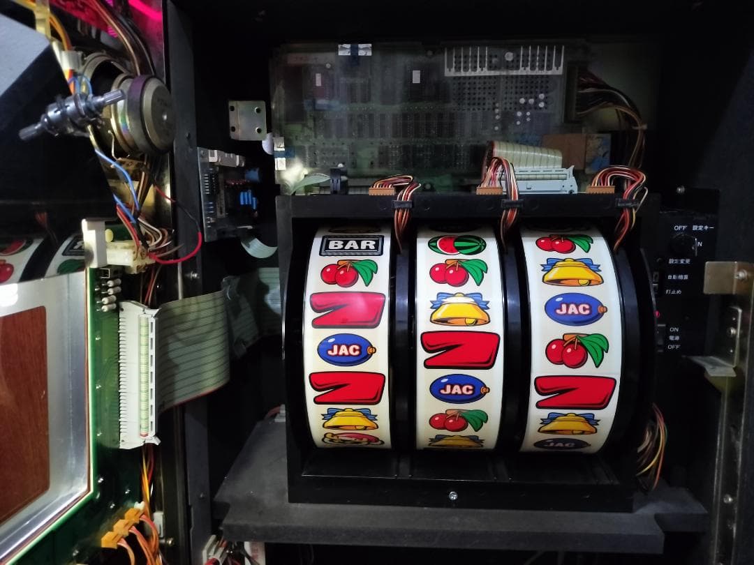 【パチスロ実機】タイヨー★ファニーサンタ【不要機付】４号機・レトロ・希少台