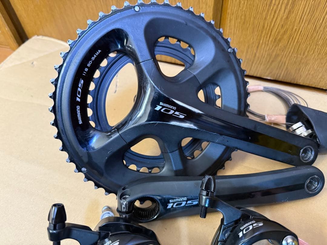 シマノ 105 5800 グループセット　デュラエース　新品ブラケットカバー