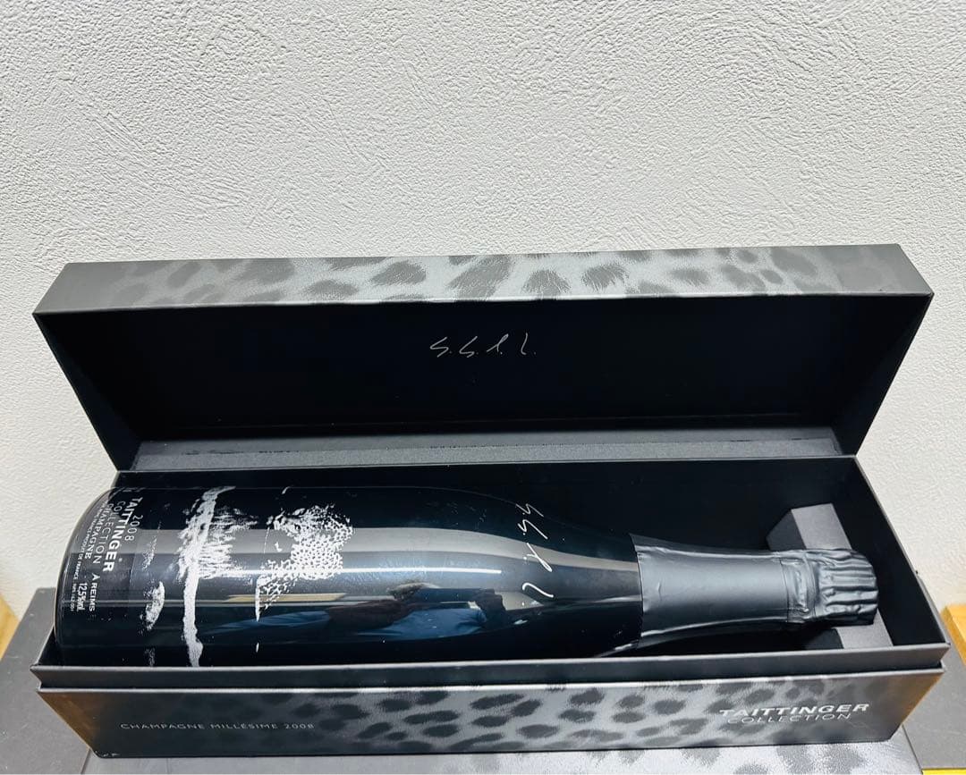 非常に希少な逸品‼️テタンジェコレクション2008専用グラス４脚とダミー・ボトル