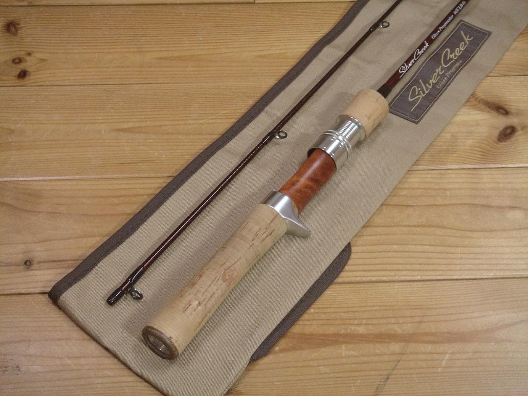 美品　46ULB-G　シルバークリーク　グラスプログレッシブ