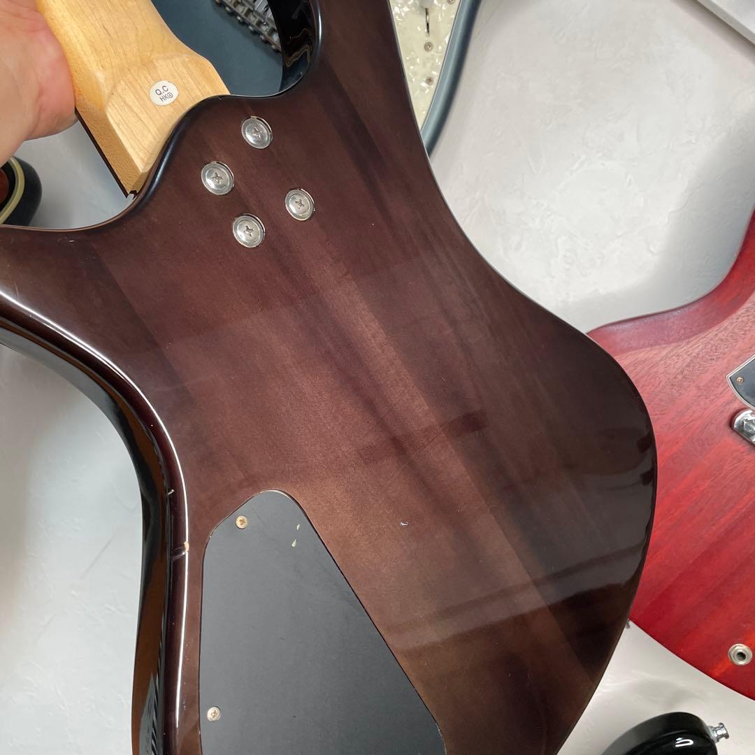 Washburn T14Q Taurus エレキベースギター　送料無料