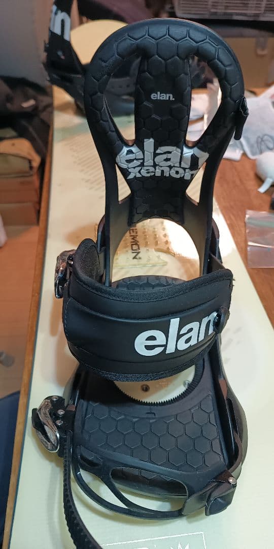 スノーボードセット　FANATIC UN-LTD 154　ELAN XEXON