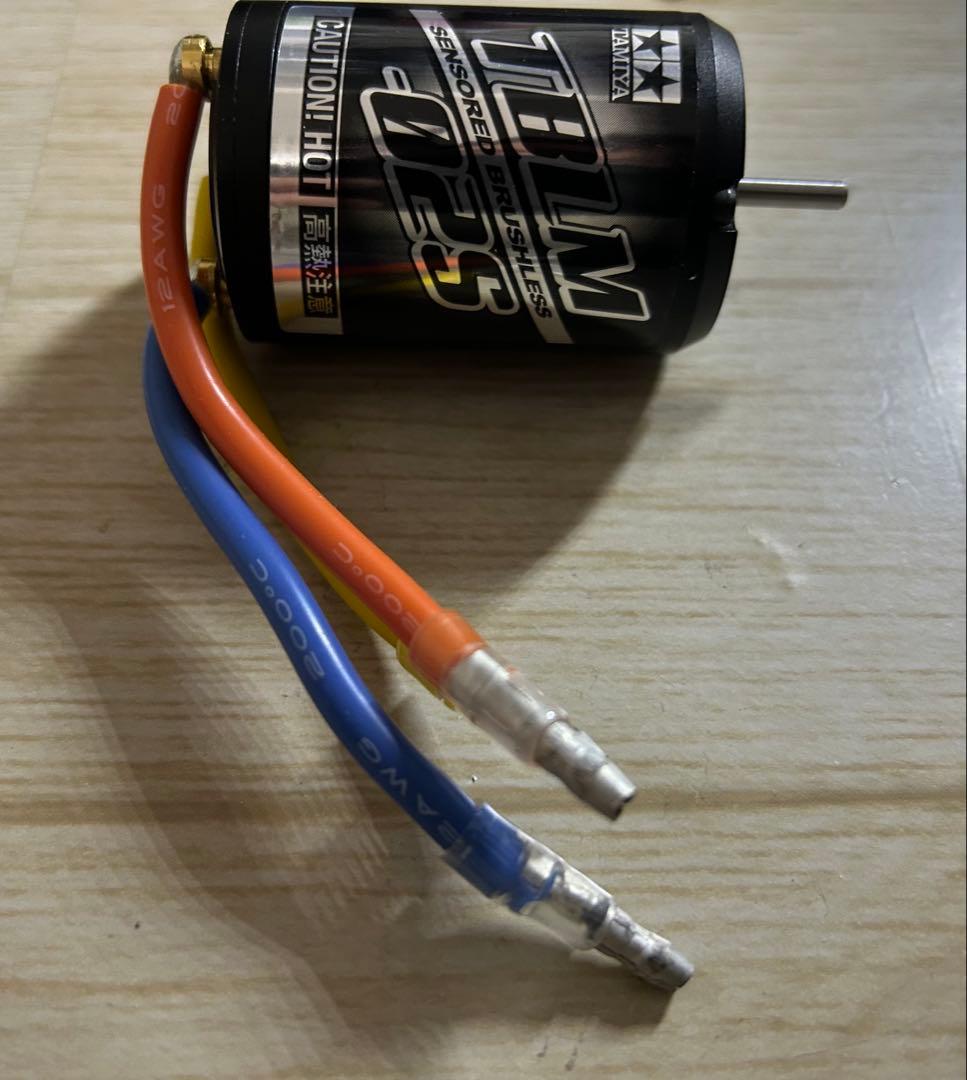 84 タミヤ　ブラシレスモーター10.5T、ESC