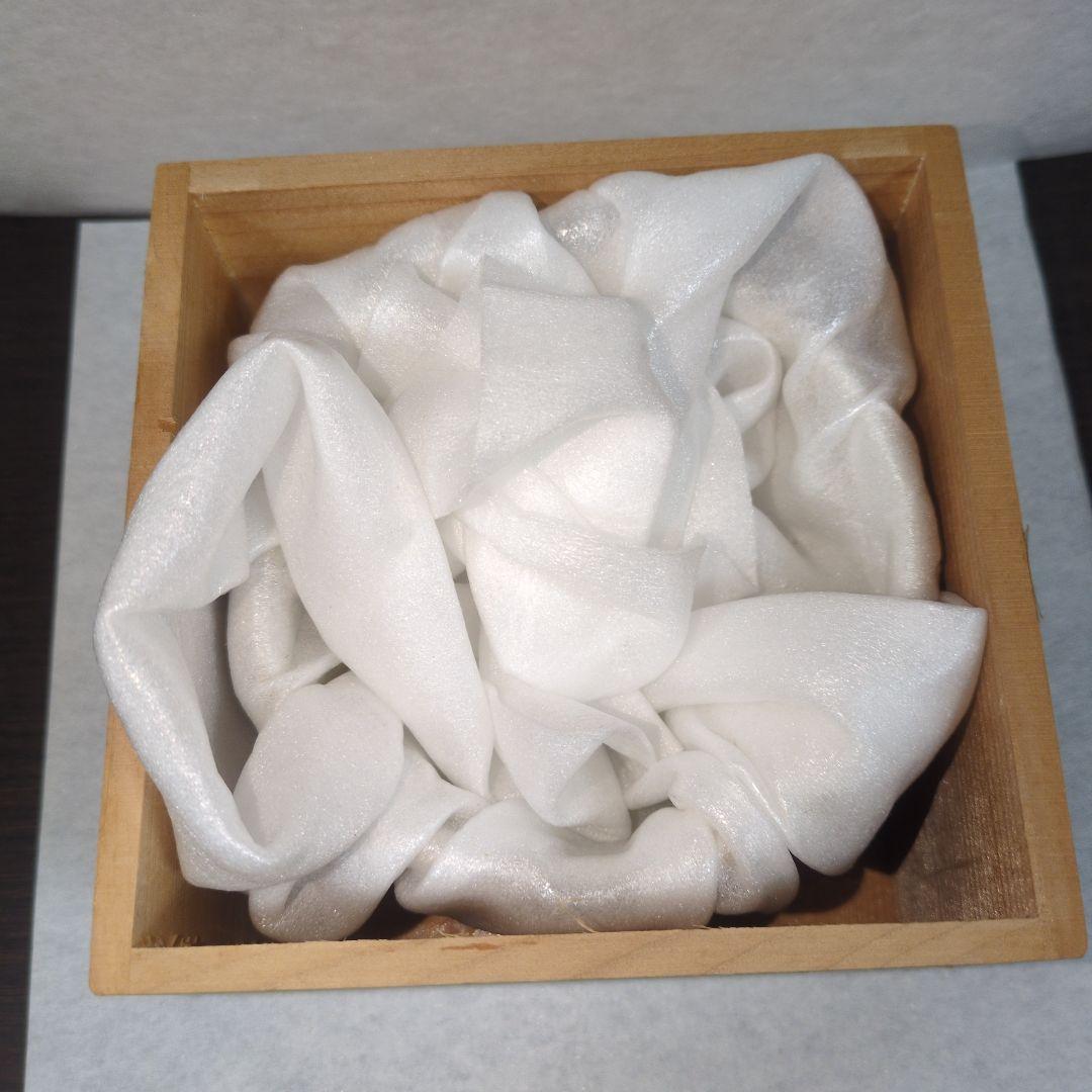 九谷 良山 金彩赤絵孔雀牡丹 木箱付