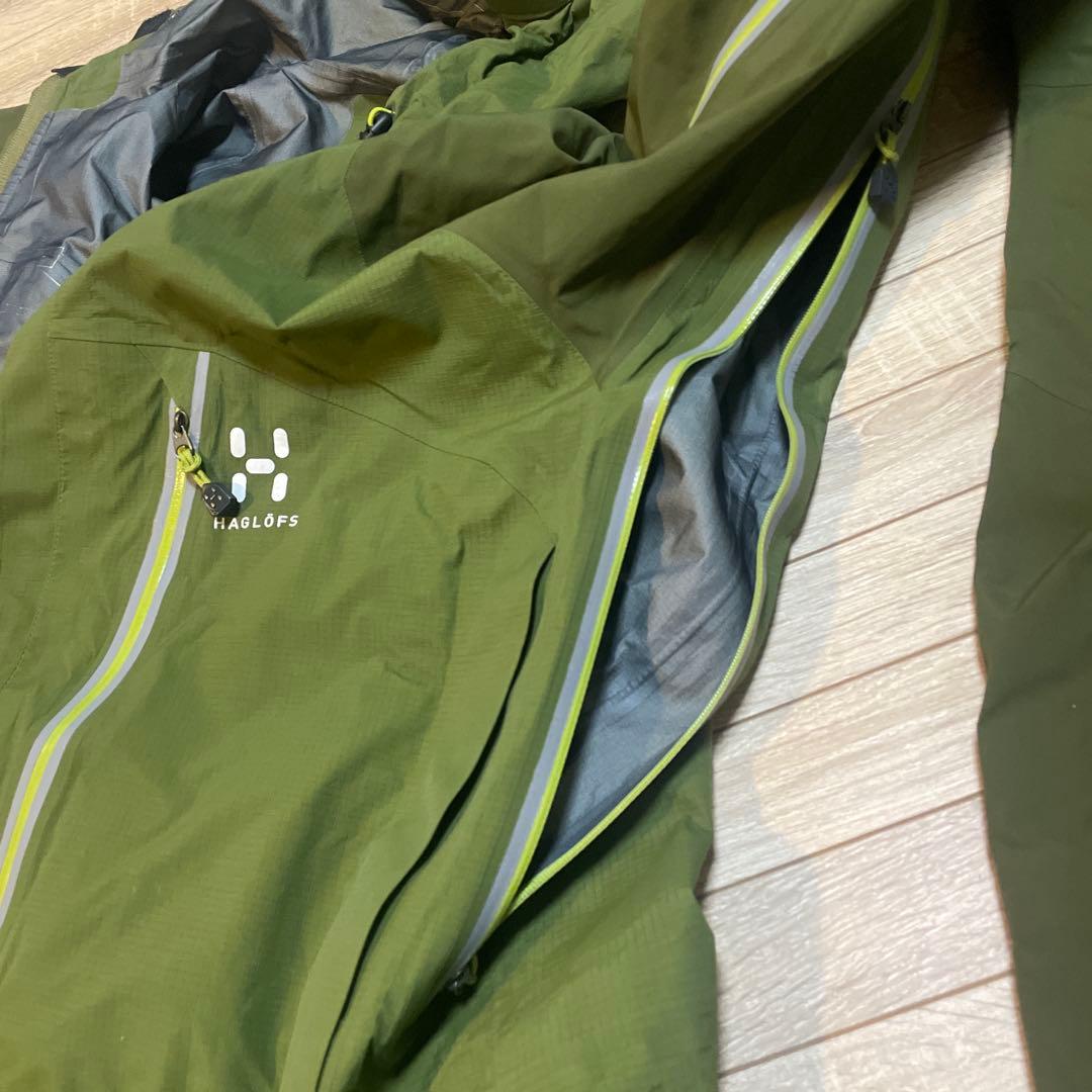 人気ホグロフス GORE-TEX上下セット　Lサイズ　スキー・スノーボードウエア