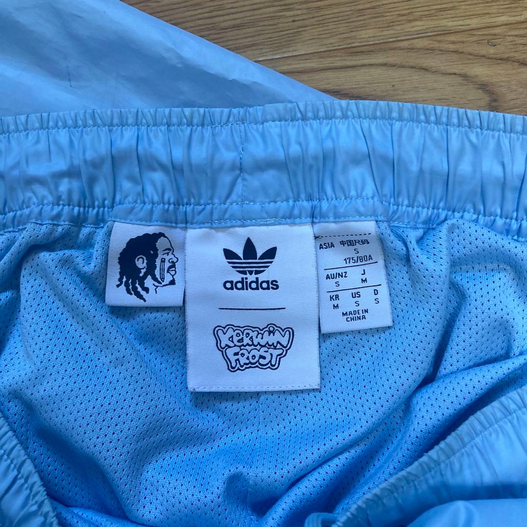 ￼adidas kerwin frost コラボ　スウェットパンツ