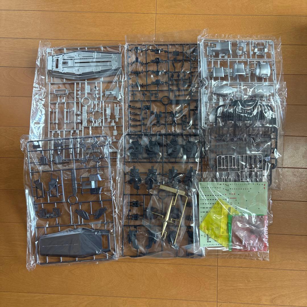 限定！【萬代屋】PG RX-78-3「G3ガンダム（メッキバージョン）」1/60