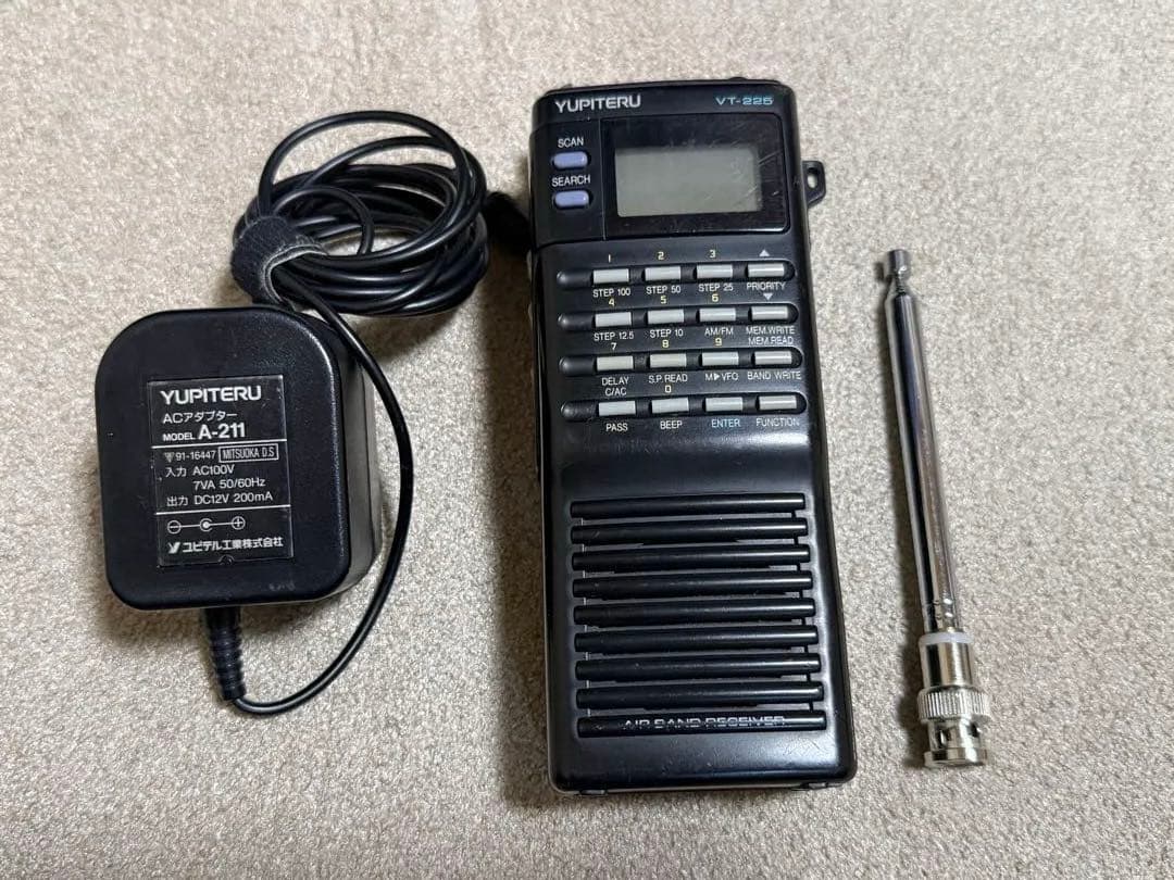 ユピテル　VT-225 エアバンド受信機