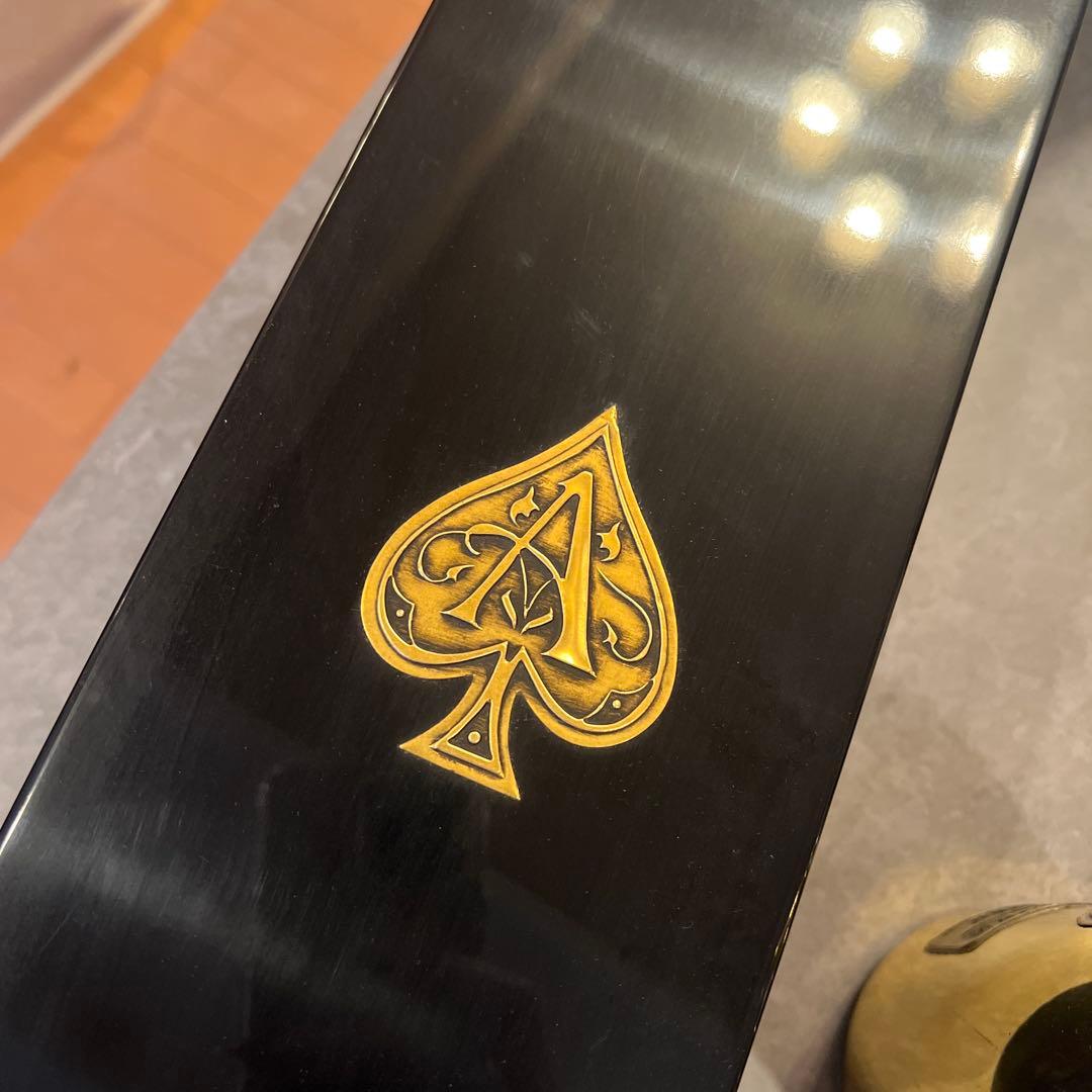 アルマンド　Armand de Brignac Brut Gold シャンパン