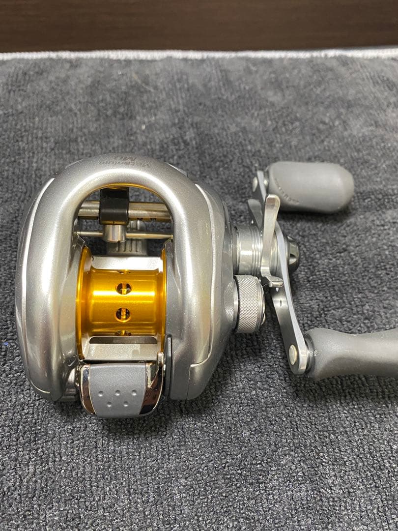 【新品未使用】シマノ　07メタニウムMg 右巻き