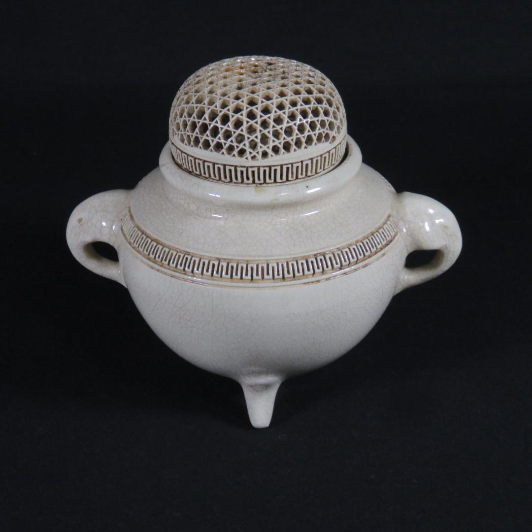 香炉 白磁 貫入 使用感あり 三つ足 象耳 双耳